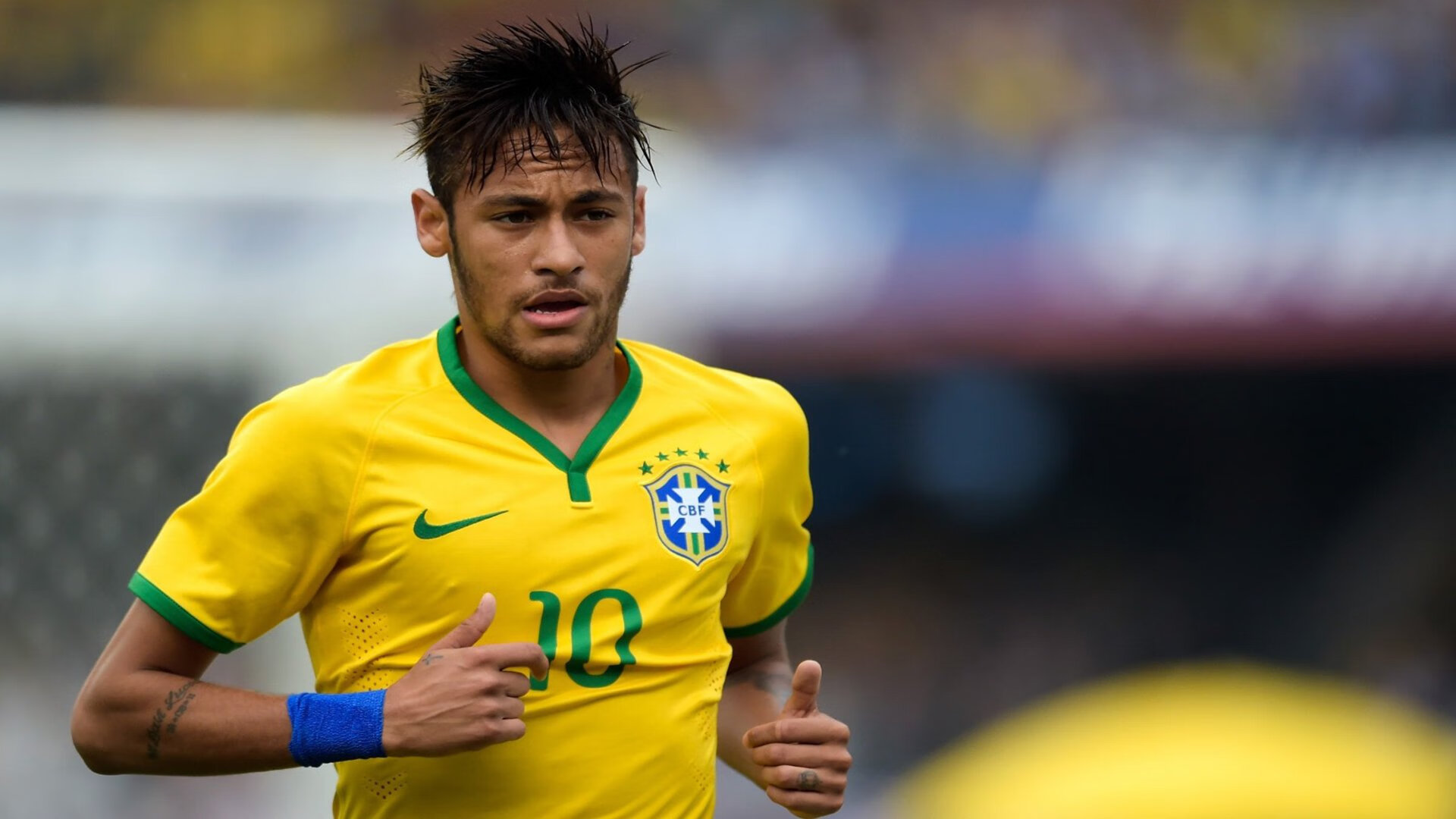 九游esports-“未来已现：智能赛车引领速度革新”，未来的智能车